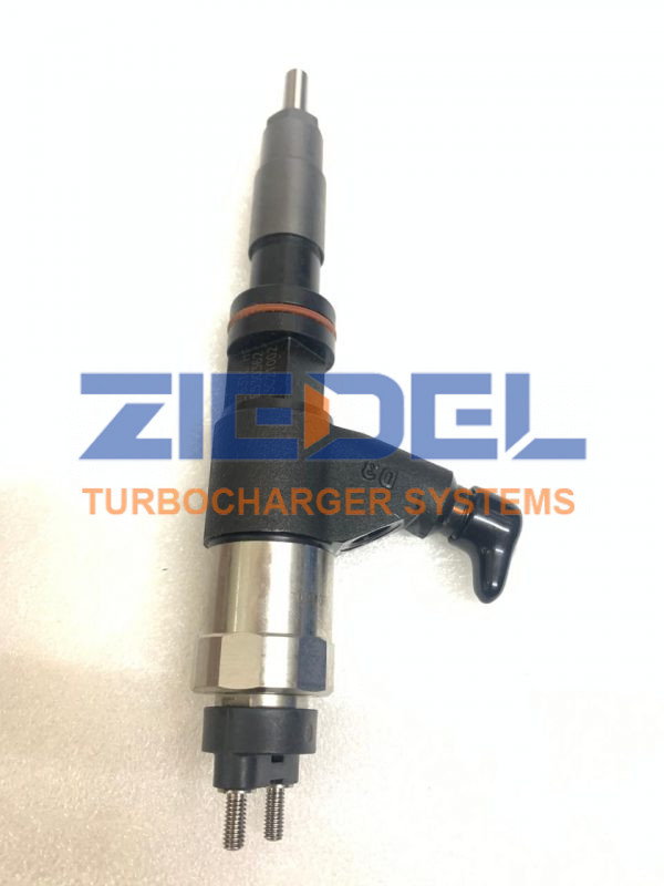 Common Rail Fuel Injector 095000-6320, RE530362, Denso, John Deere, 4045T, 6068T, S350 Engine 210G Excavator