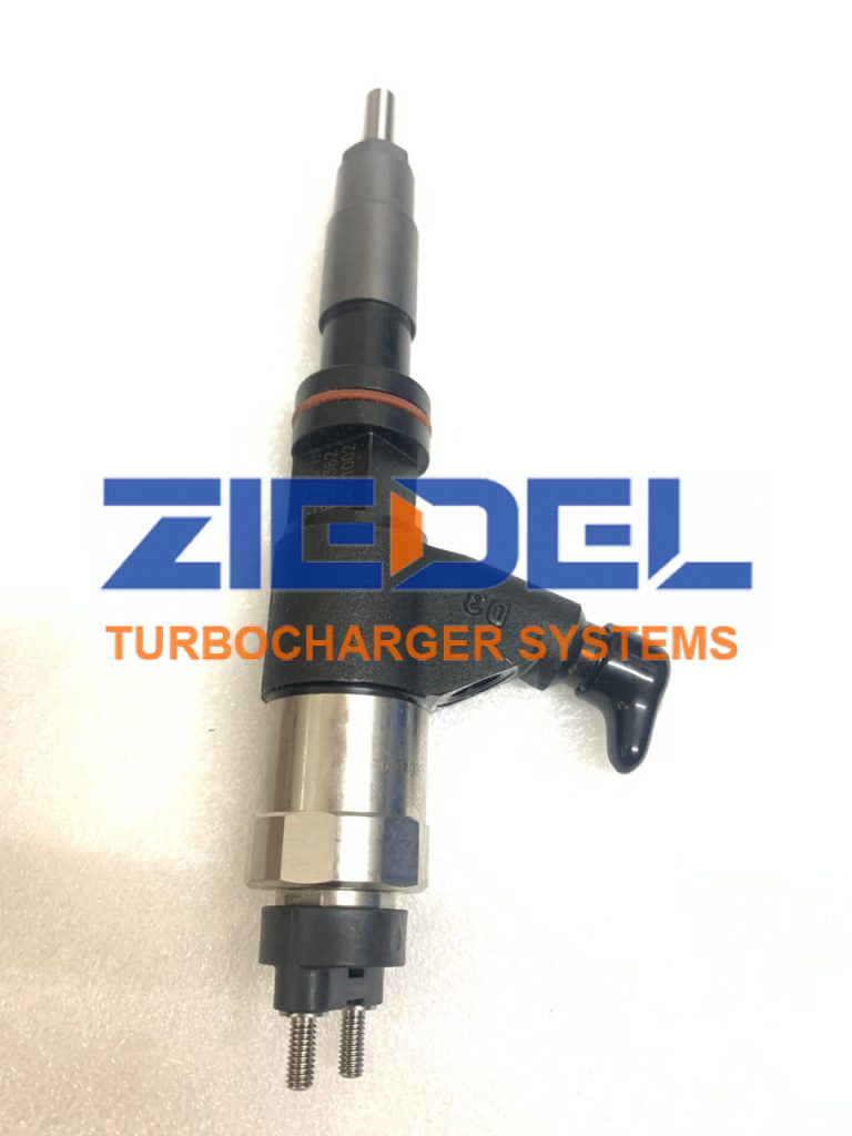 Common Rail Fuel Injector 095000-6320, RE530362, Denso, John Deere ...